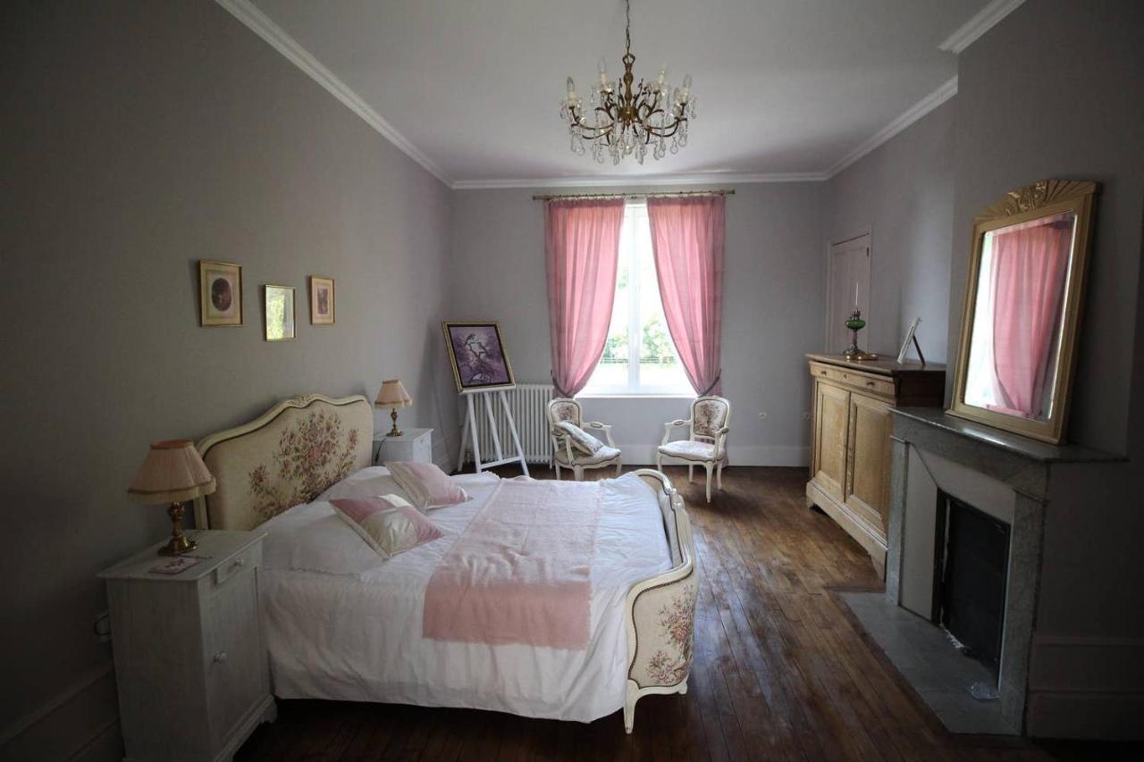 Chambres Chez L'Habitant Au Chateau De Martinsart Mesnil-Martinsart 外观 照片